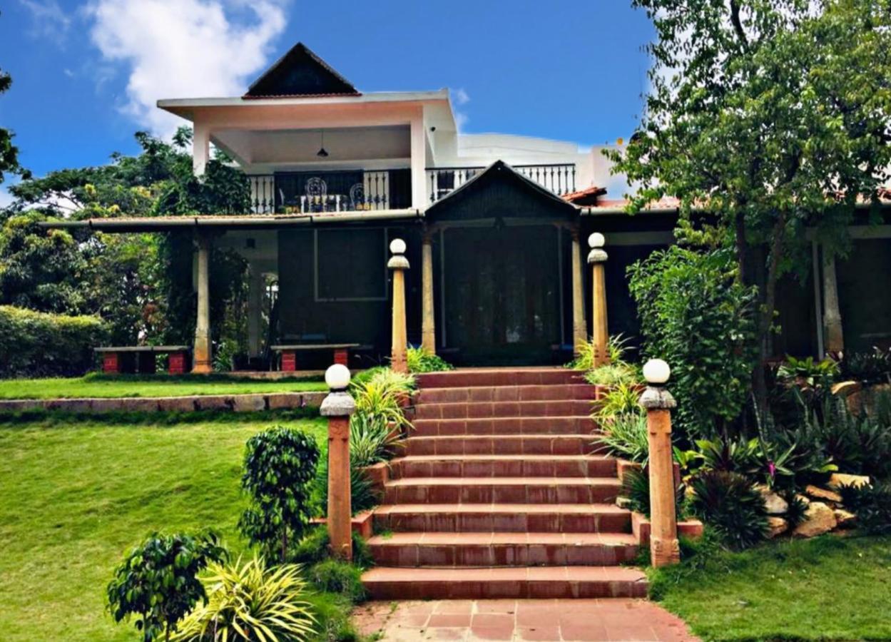 Bana The Wild Waters Hotel Muduvādi Exterior photo