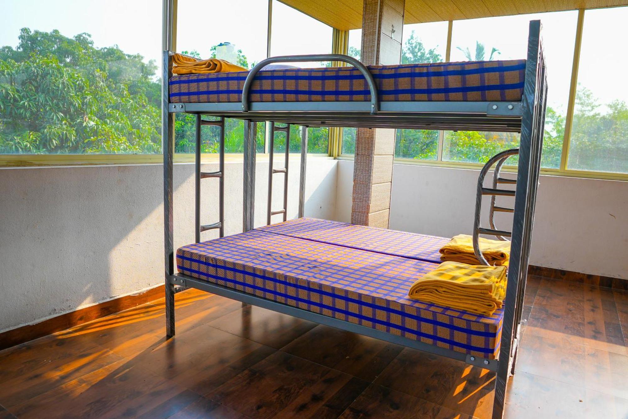 Bana The Wild Waters Hotel Muduvādi Exterior photo