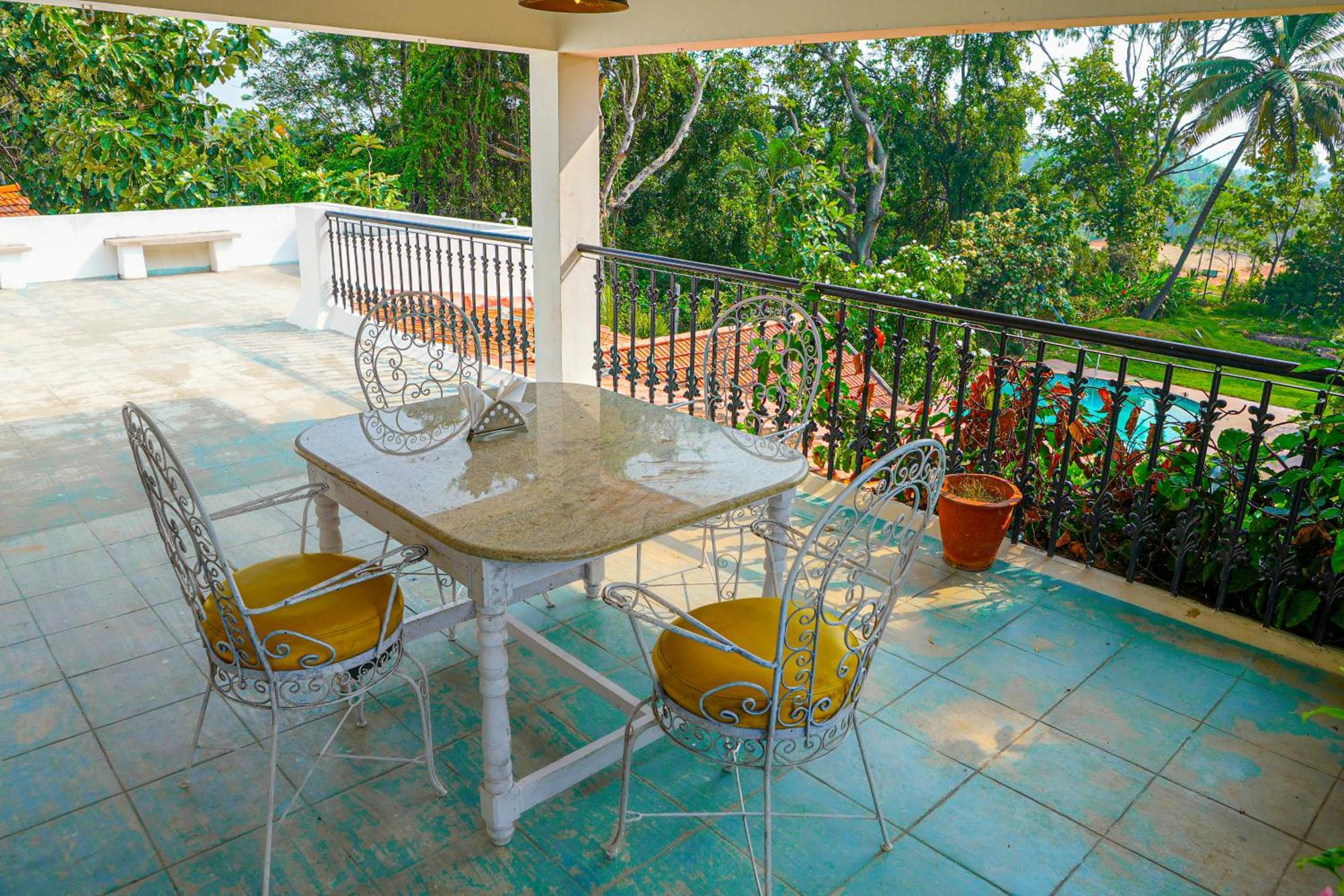 Bana The Wild Waters Hotel Muduvādi Exterior photo